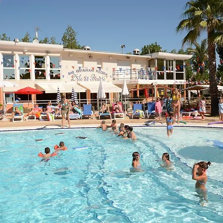 Camping Club Le Napoleon 4* Vias